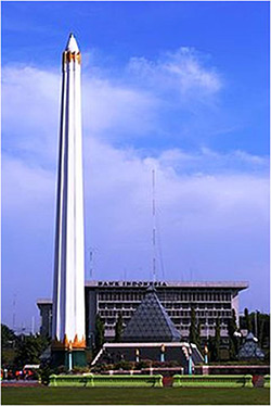 The Heroes Monument (Tugu Pahlawan) in Surabaya